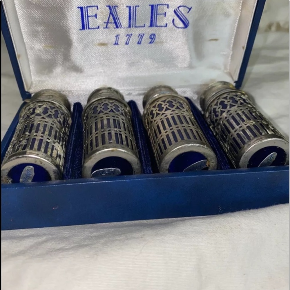 Eales 1779  Salt & Pepper Shakers SILVERPLATED